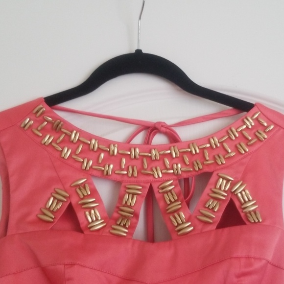 Dress - Picture 2 of 4